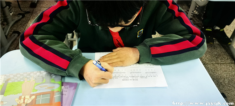 图3.jpg