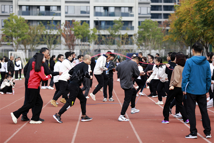 E1.JPG