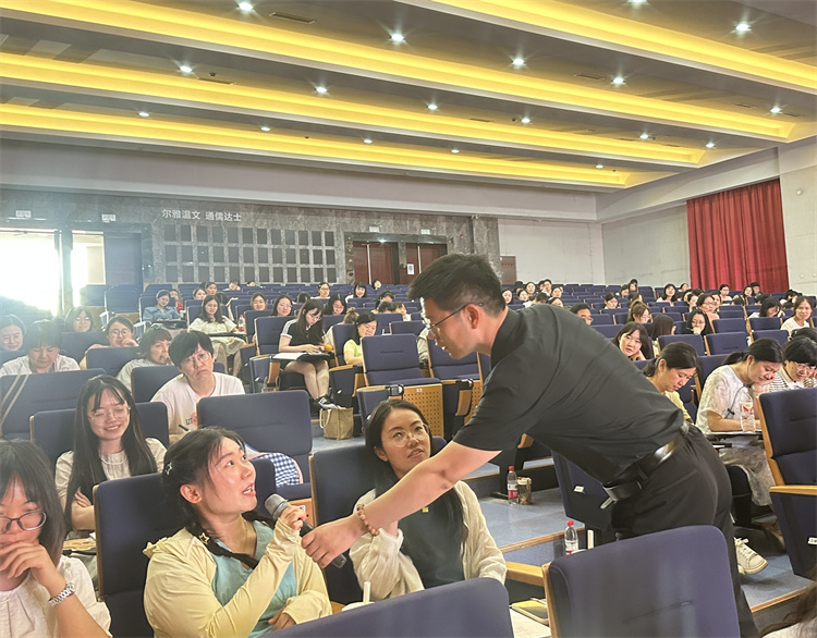 图八.JPG