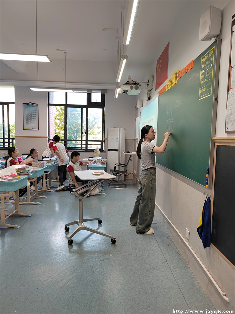 图片2.jpg 图片2.jpg