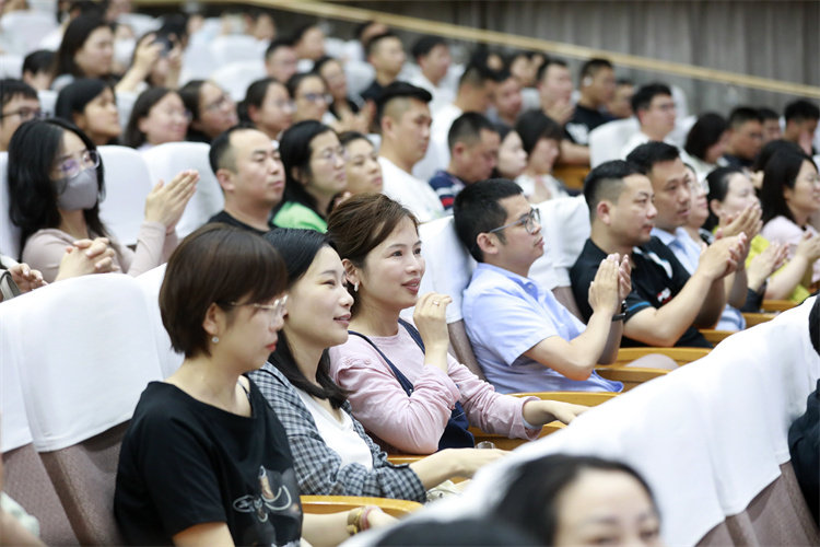图片8.JPG