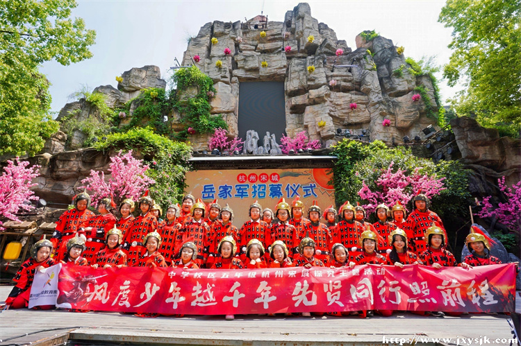 图18（502班）.jpg