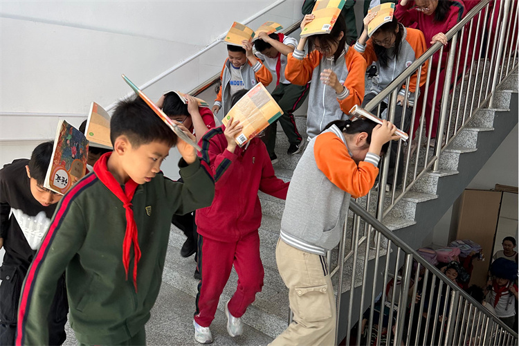 图13.JPG